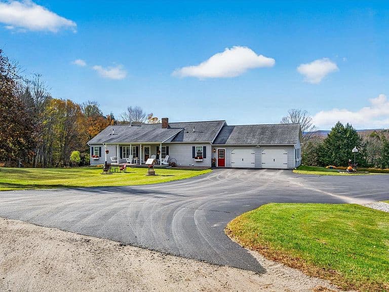 98 Country View Lane photo 4