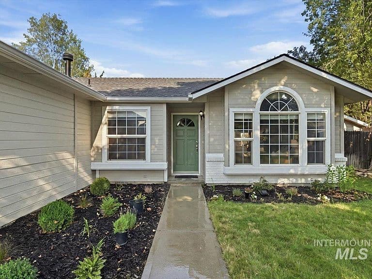 4200 E Carnation Ct photo 3