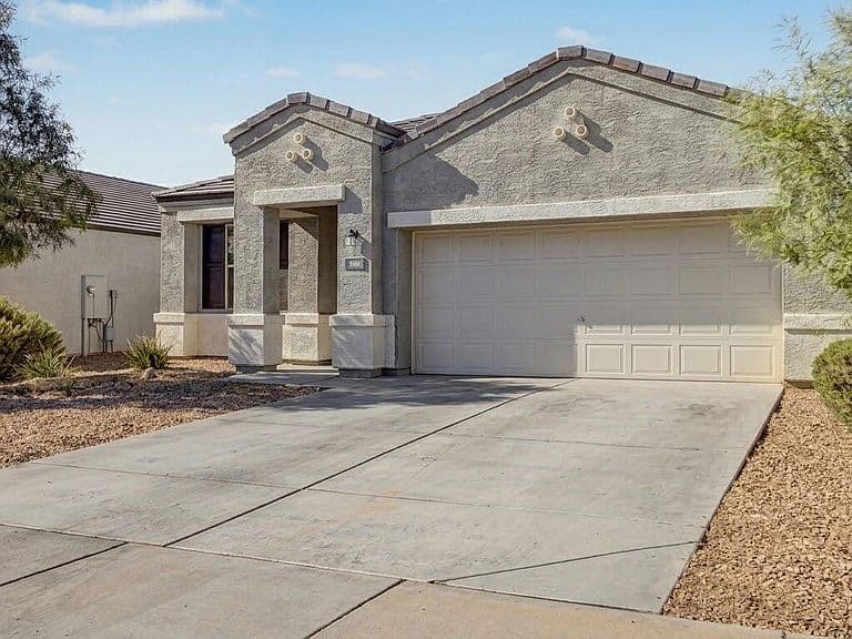31000 W Mulberry Drive photo 1