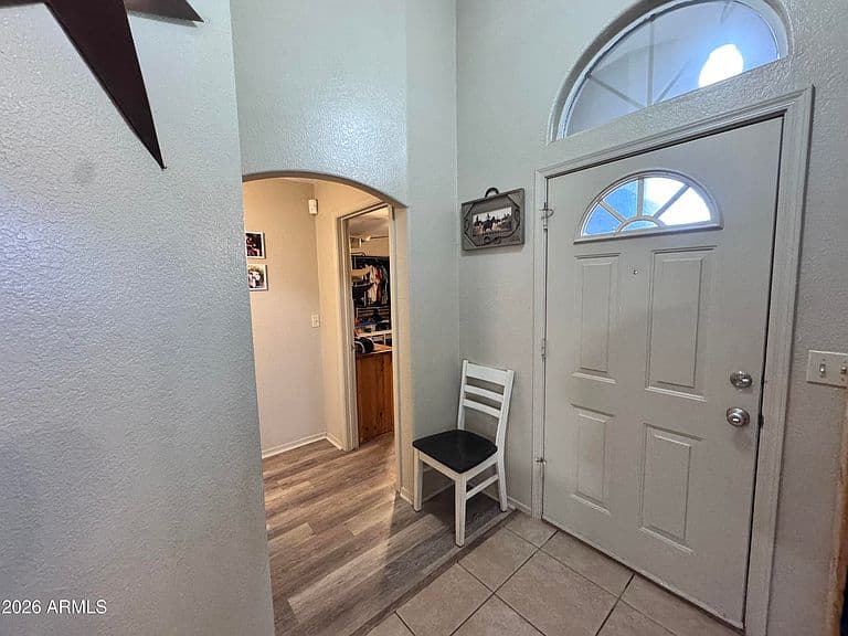1514 S PARK Street photo 2