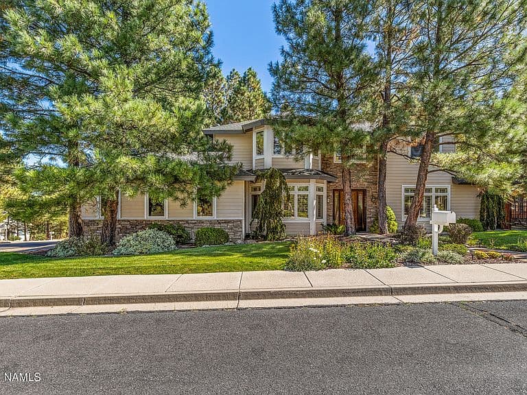 2330 N Ricke Ln photo 3