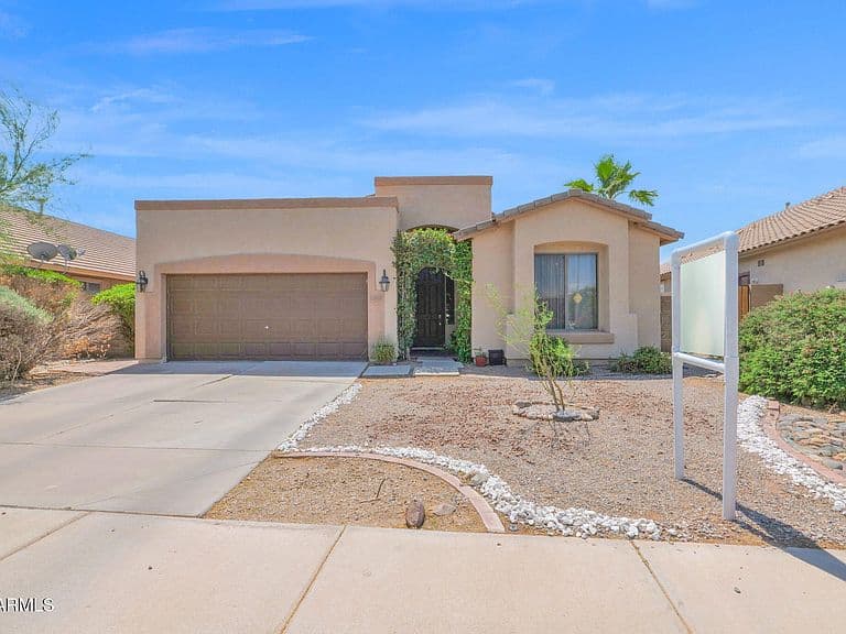 12571 W OSBORN Road photo 1