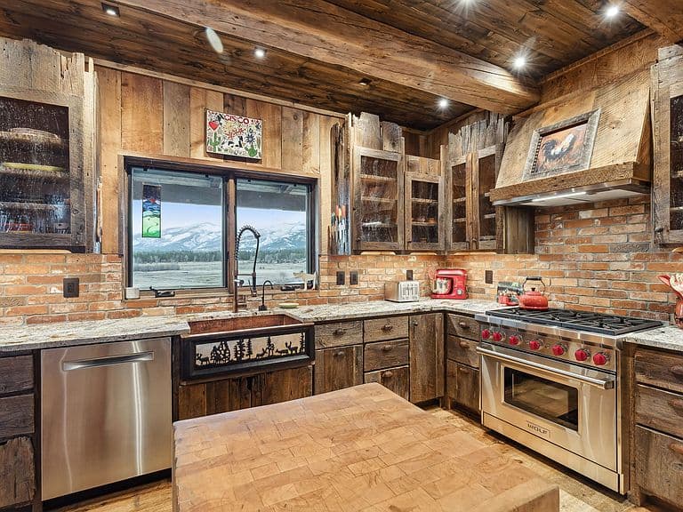 250 Crested Butte Way photo 3