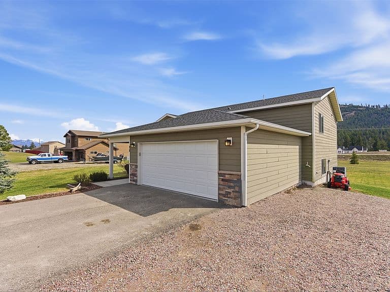 28 W Ashley Hills Dr photo 2