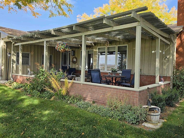 1001 N Road 11 photo 2