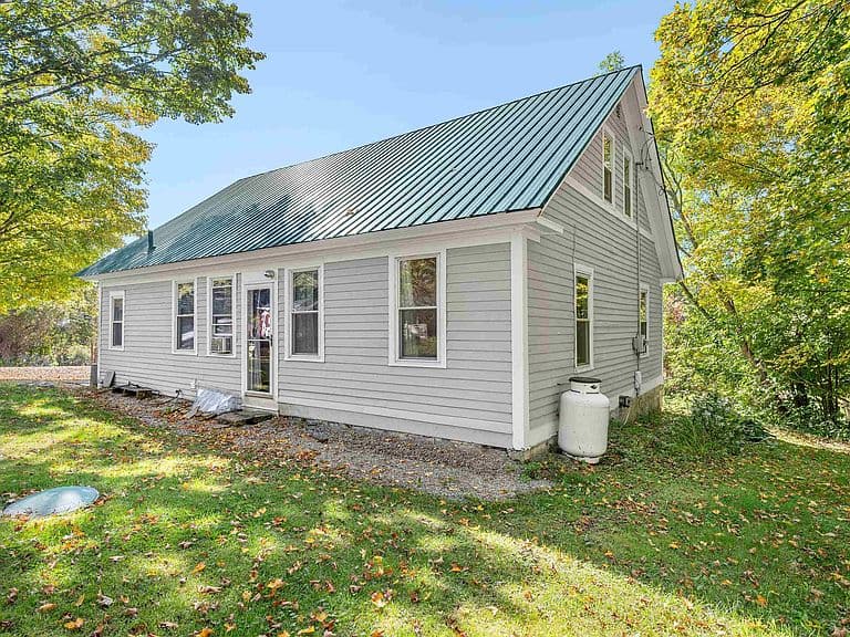 902 Needles Eye Road photo 5