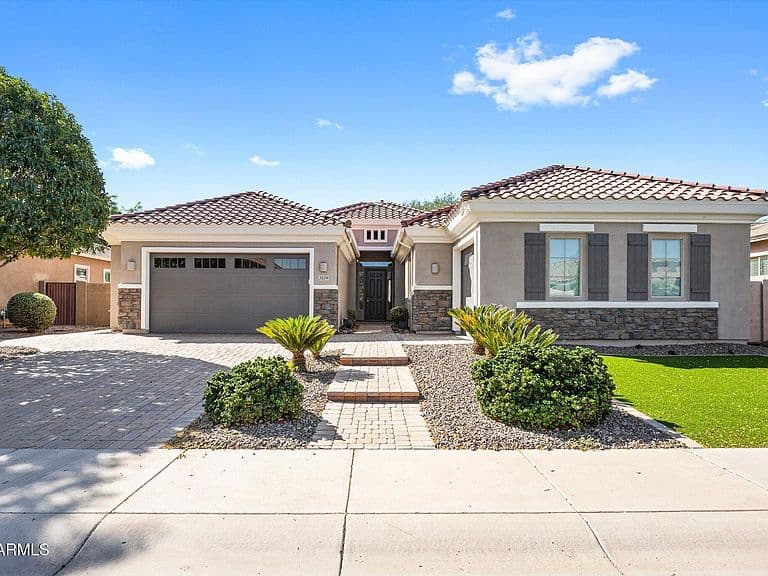 3539 E BALSAM Drive photo 3