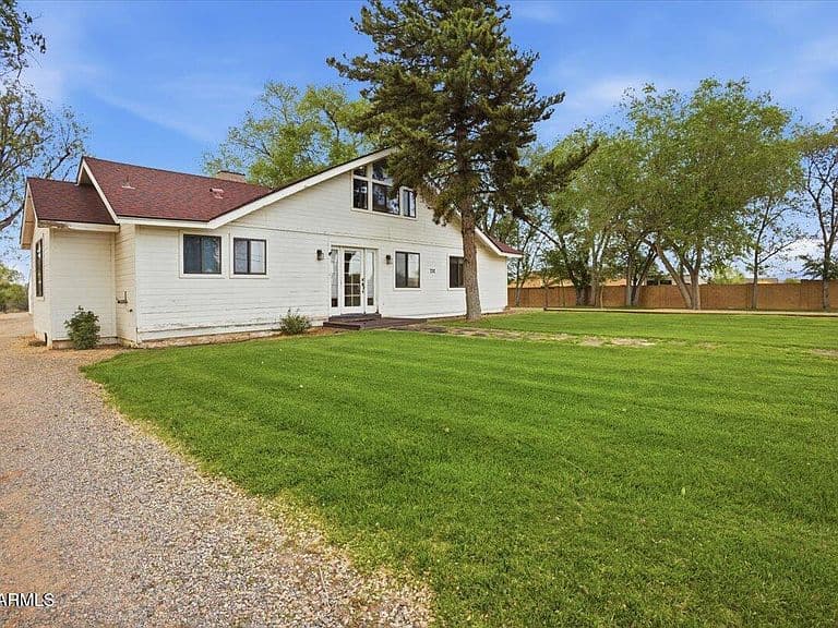 732 W ROAD 1 -- N photo 2