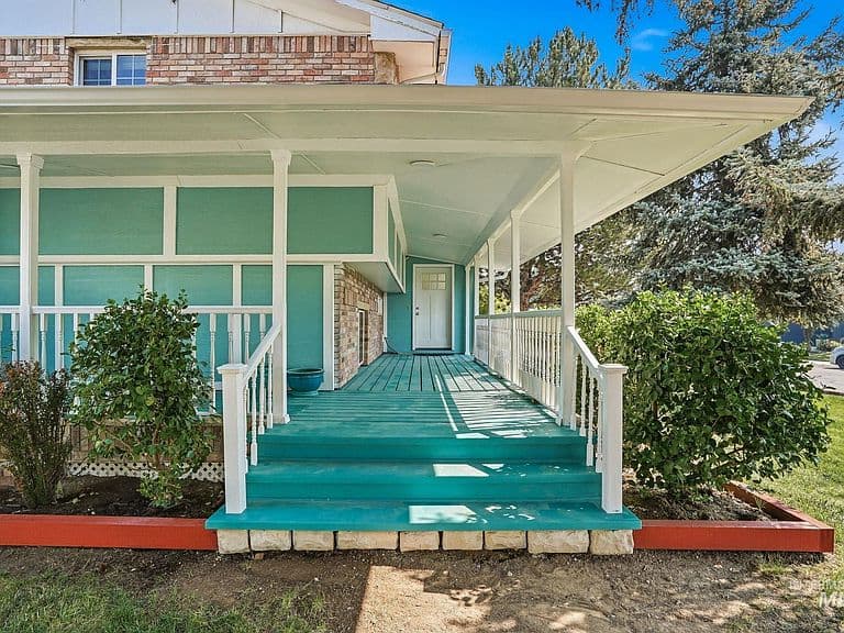 2311 N Monaco Way photo 3