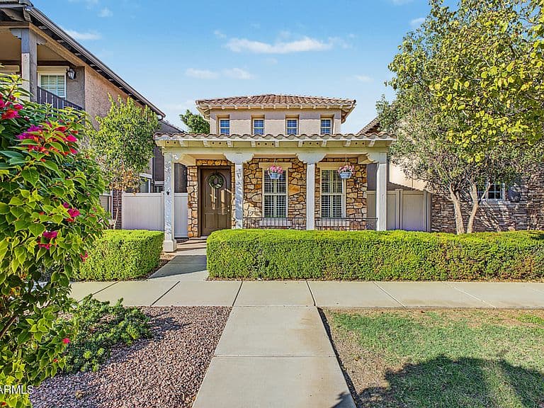 3881 E GIDEON Way photo 2