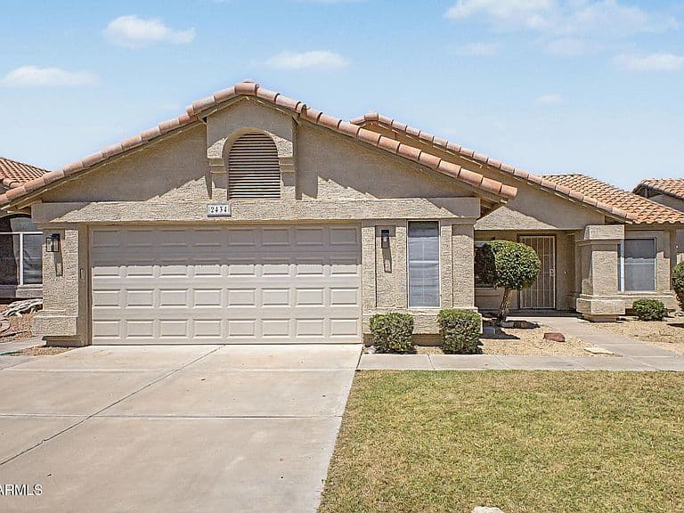 2434 E CATHEDRAL ROCK Drive photo 1
