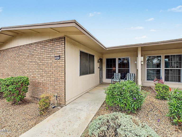 10319 W OCOTILLO Drive photo 2