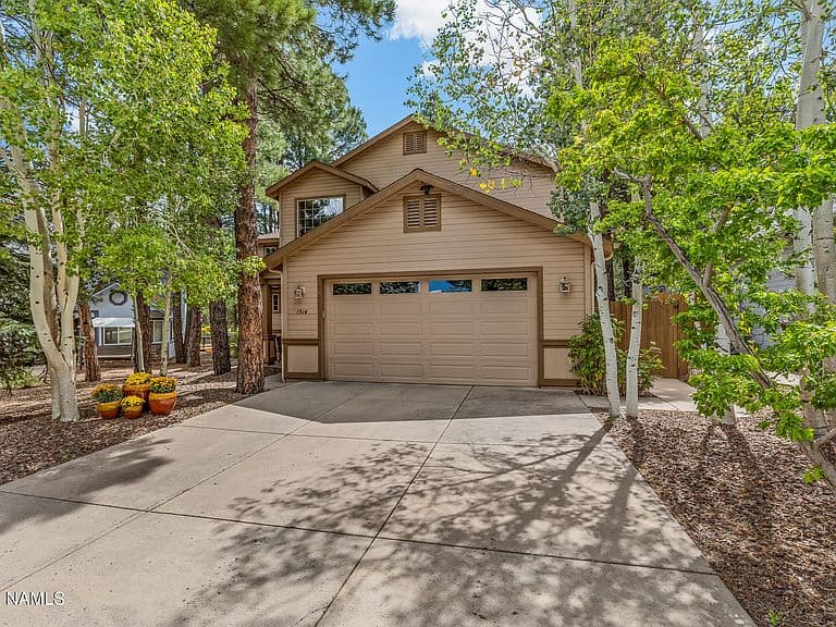 1514 W Lil Ben Trl photo 1