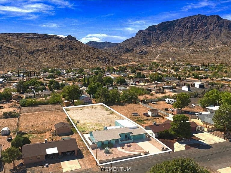 4877 Scotty Drive photo 2
