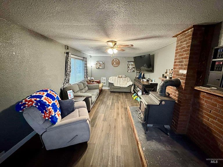 150 E Reed St photo 4