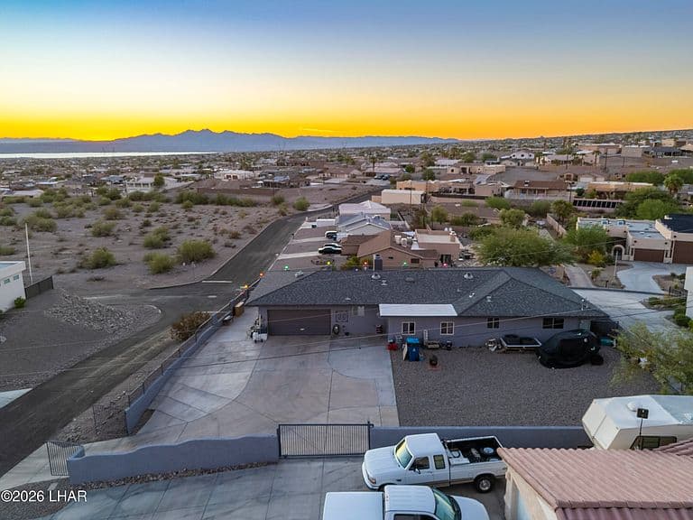 4056 Sponson Dr photo 3