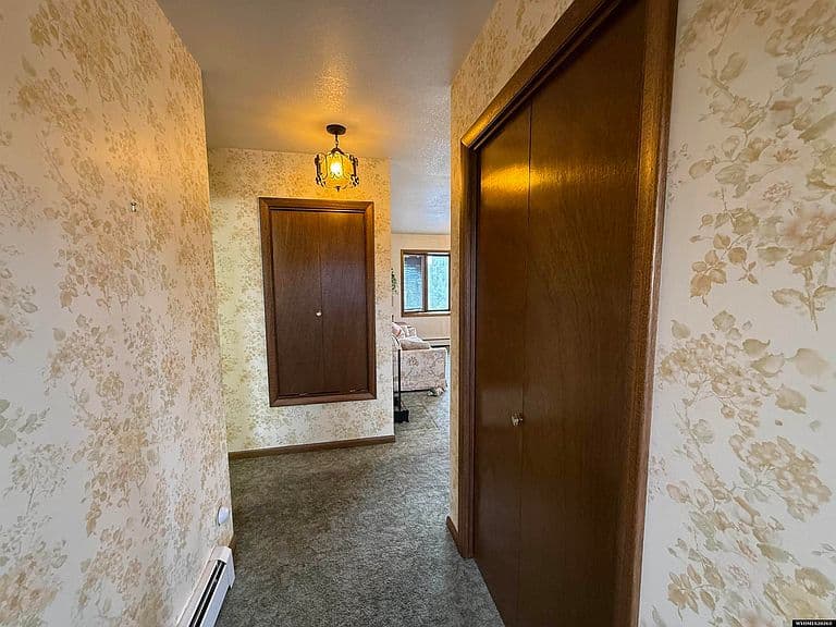 137 Cedar Ridge Dr photo 4