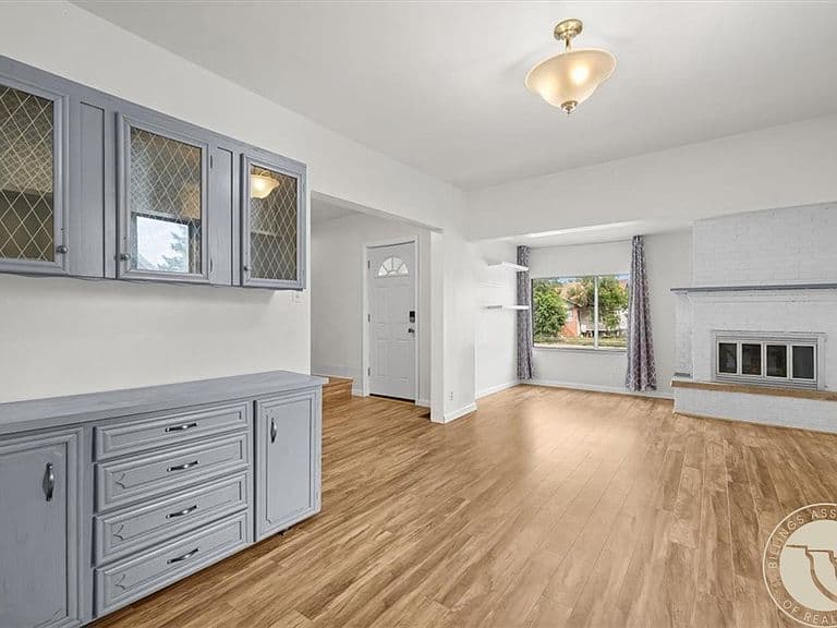 412 N Crawford Ave photo 5