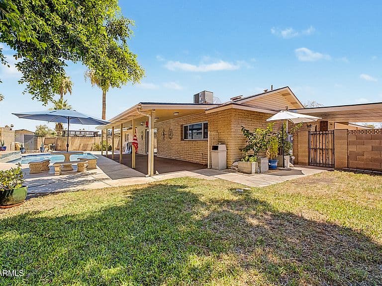 4418 S RITA Lane photo 3