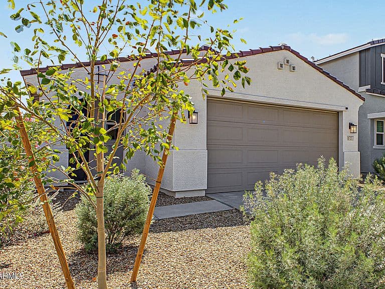 17277 W DALEY Lane photo 4