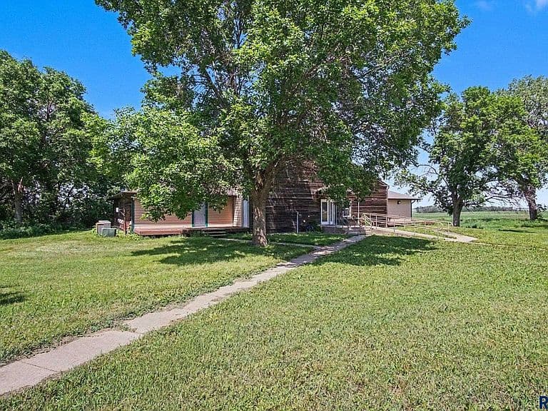 47256 State Highway 46 photo 4