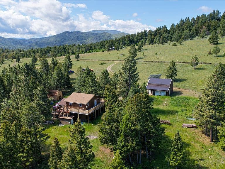 4855 Iron Ridge Loop photo 1