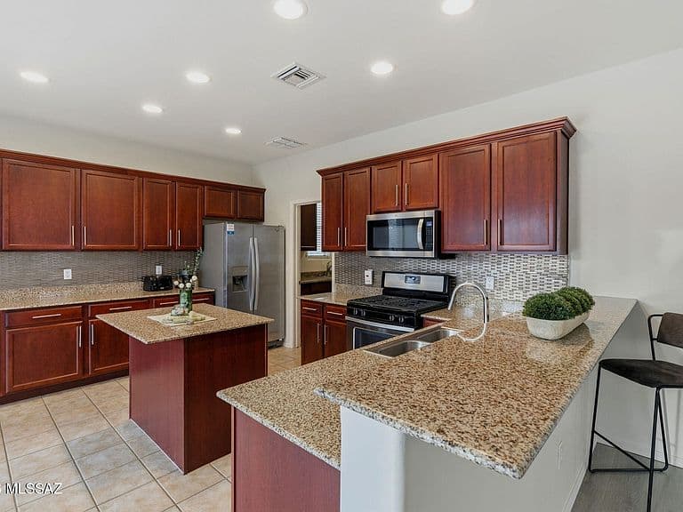 12963 N Westminster Dr photo 3