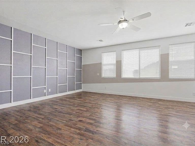8641 Vivid Violet Ave photo 3