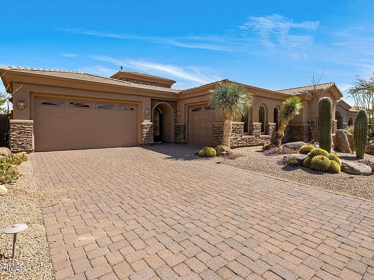 34463 N 99TH Way photo 2