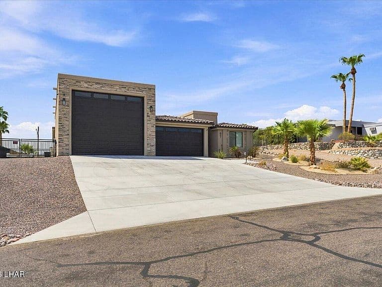 887 Paso Dr photo 4
