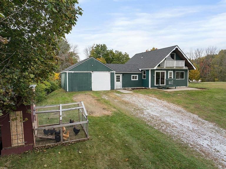 112 Hog Island Road photo 3
