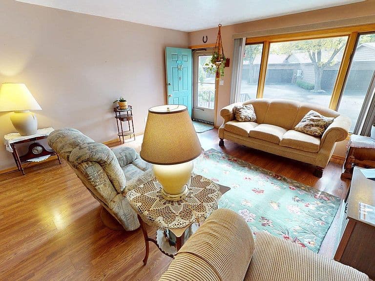 3308 W Norie Pl photo 4