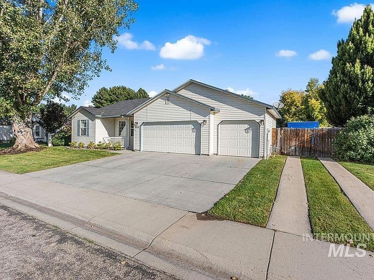 9598 W Wichita St photo 1