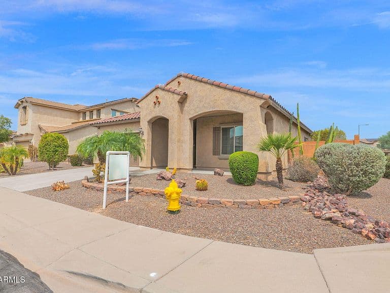 25938 W Potter Drive photo 1