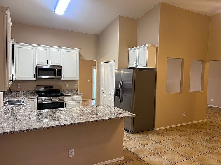 7022 W Adamsgate Pl photo 3