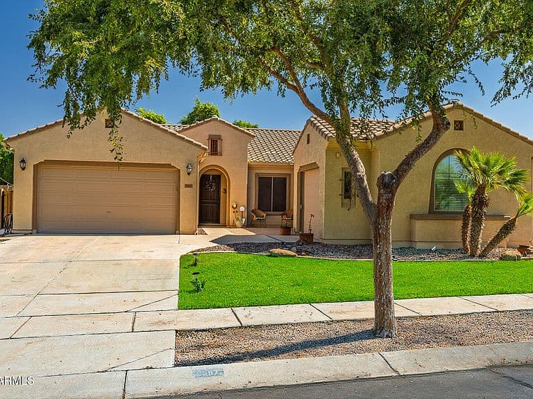 5987 S JOSLYN Lane photo 2