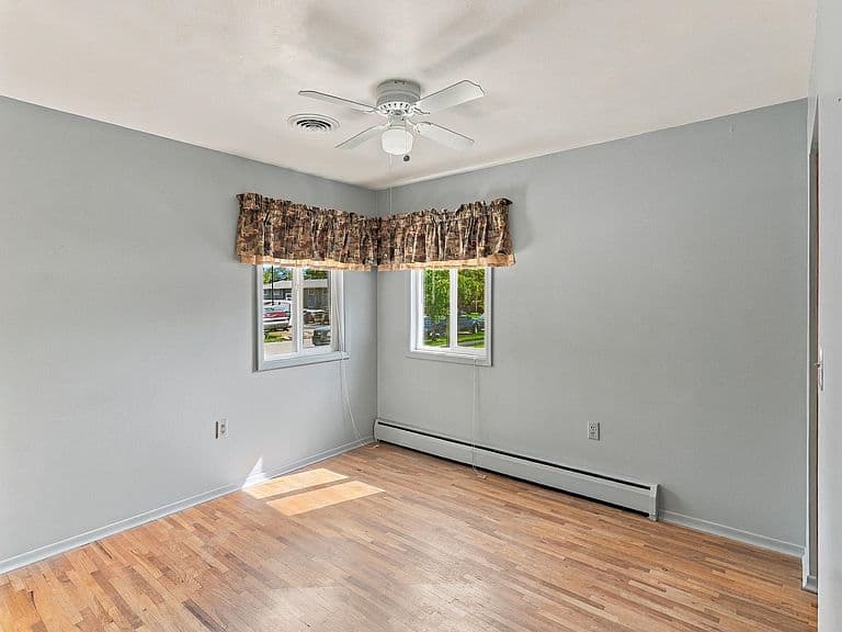 2209 Michigan Ave photo 5