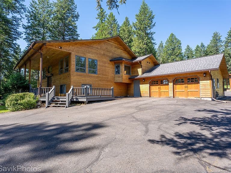 200 Whitetail Ln photo 3