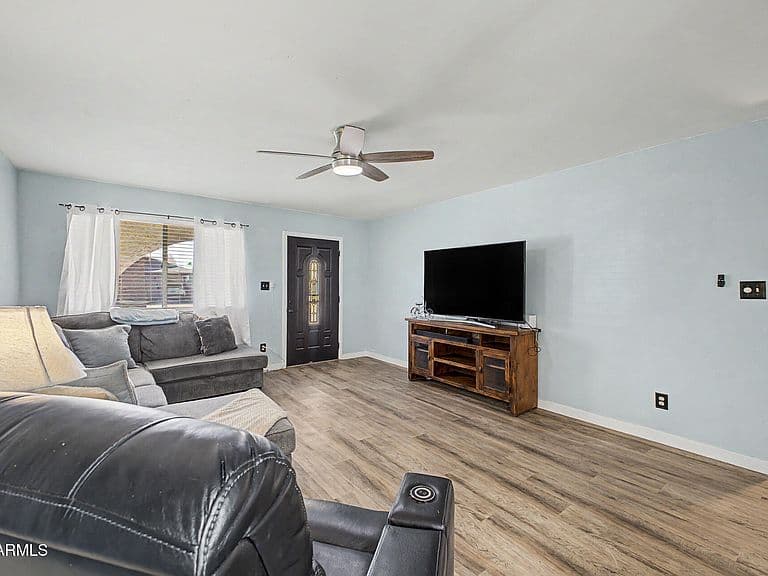 2345 W CALLE IGLESIA Avenue photo 5
