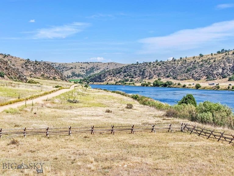 279 N Bear Trap Canyon Rd photo 2