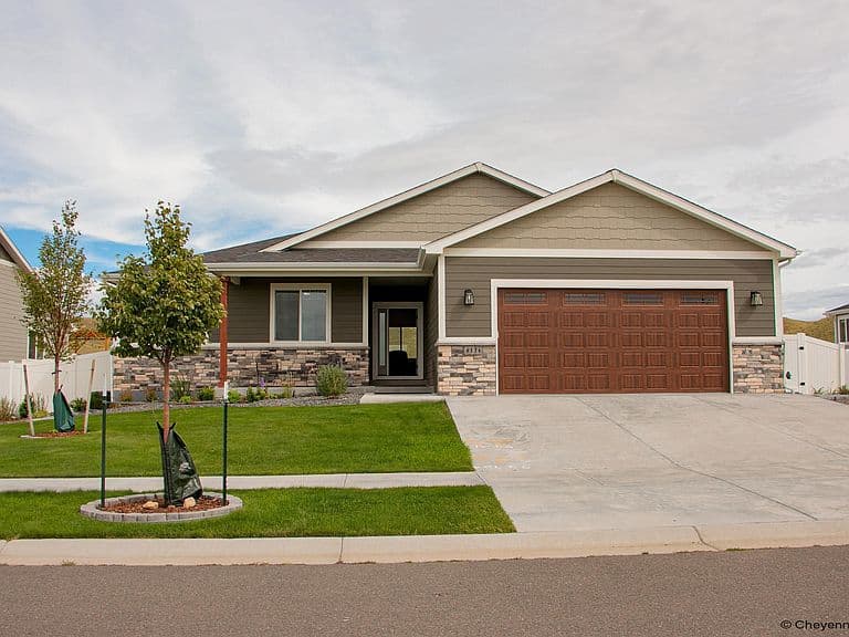 4934 Carla Dr photo 1