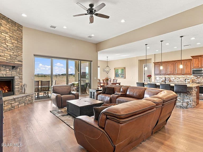 10433 N Spanish Oak Dr photo 4
