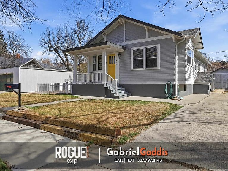 517 S Grant Ave photo 2