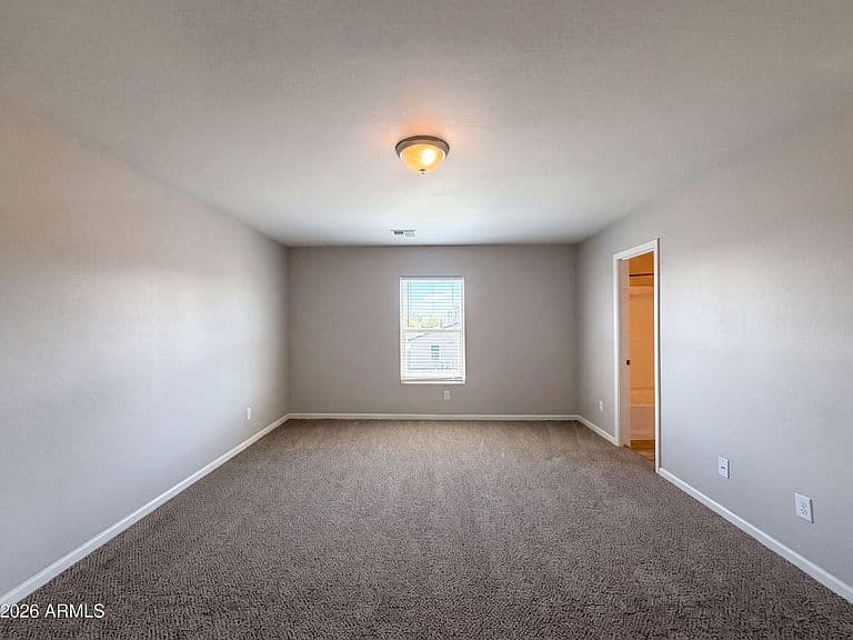 137 W DEWEY Avenue photo 4