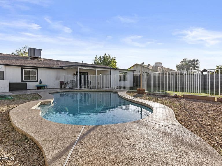 3030 E Pueblo Ave photo 5