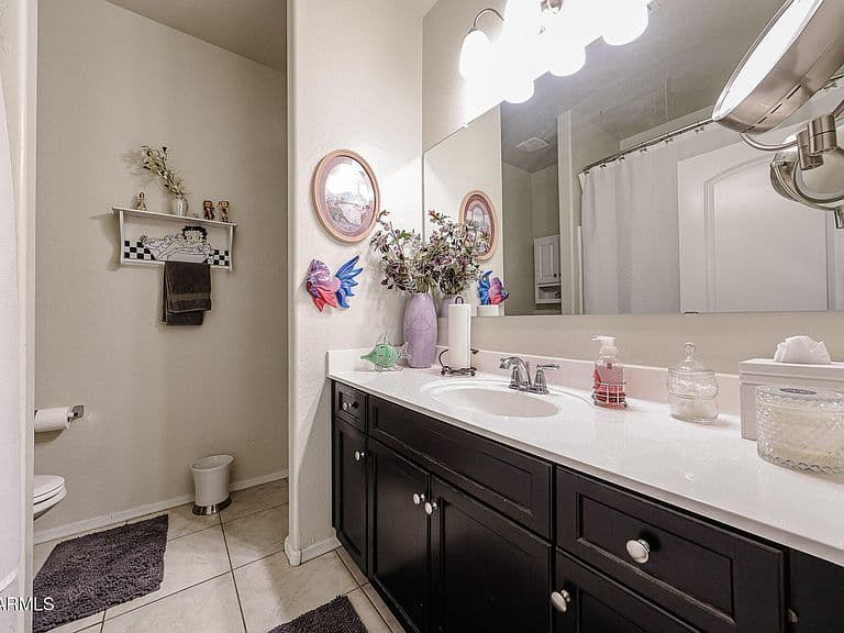 30204 W CATALINA Drive photo 4