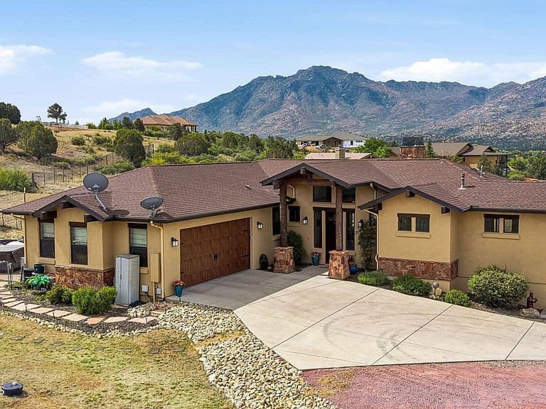 10801 N Rocky Point photo 2