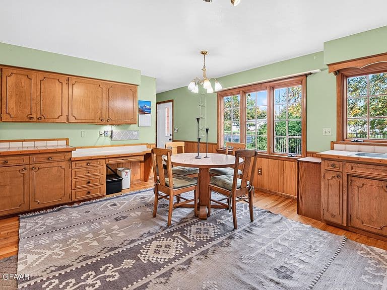 22 Forrest Ct NW photo 5