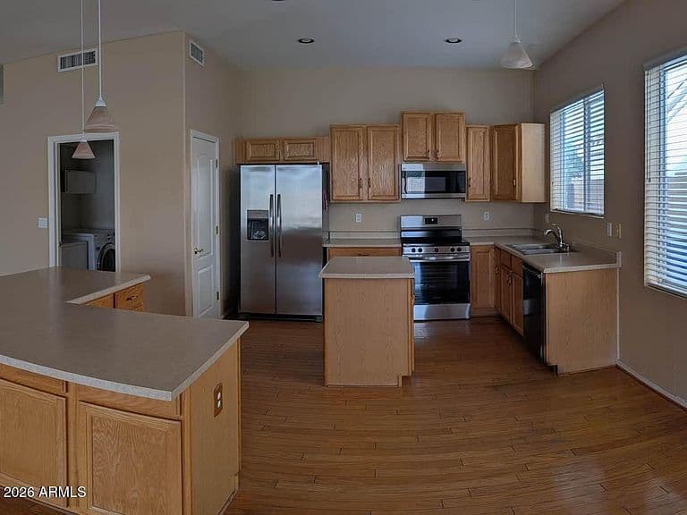 1493 W CHILTON Avenue photo 4