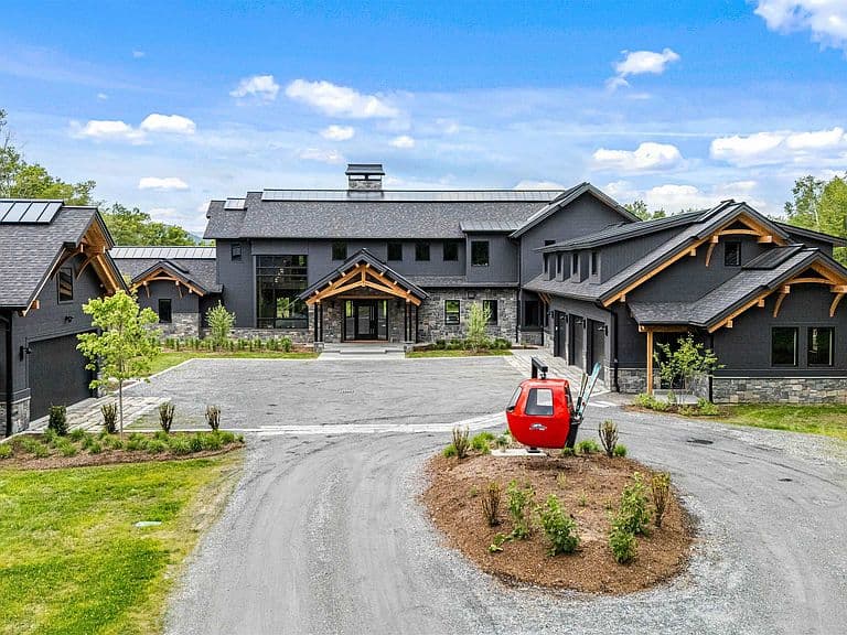 1084 Wade Pasture Road photo 2